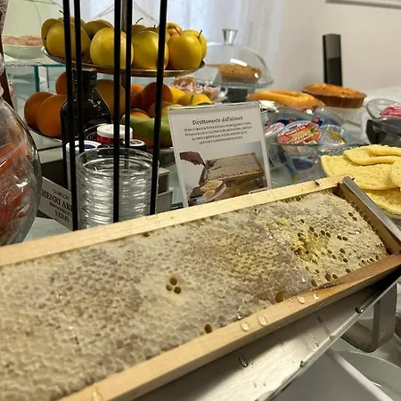 Rosa 住宿加早餐酒店 3*