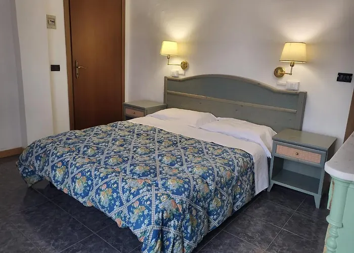 Rosa Bed and breakfast Loano